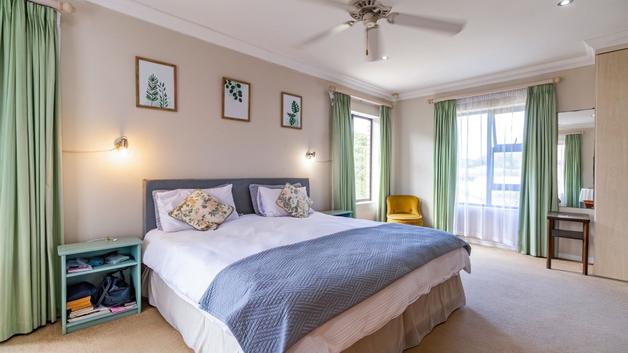 3 Bedroom Property for Sale in The Island Western Cape